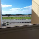 Appartement Au Bord De La Mer.